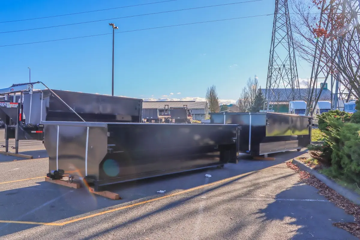 Roll-off dumpster ready for waste disposal at job site for 10 Yard Dumpster Rental in Gladeview